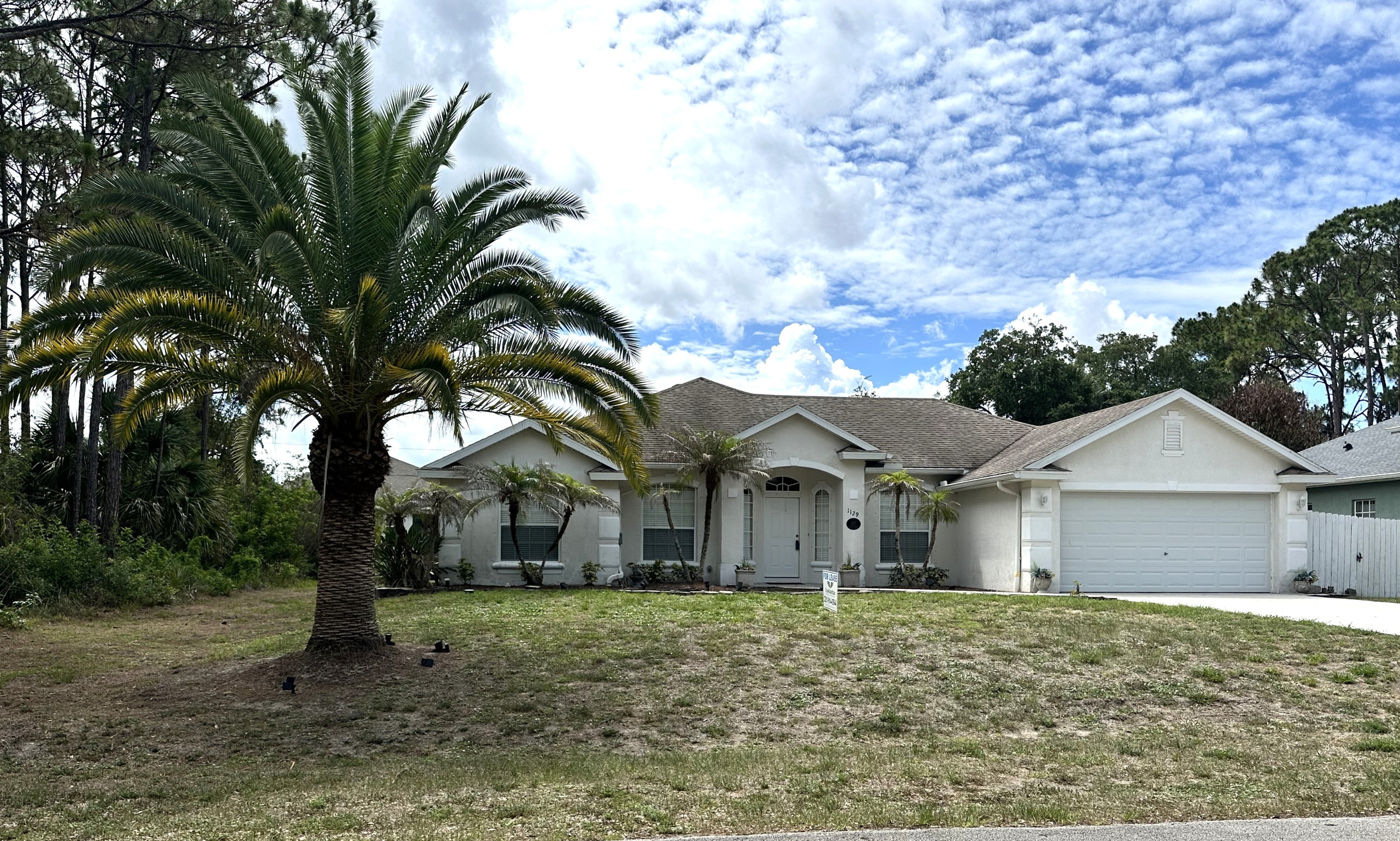 1129 Colonial Avenue Southeast